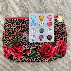 New Make Up Toiletries Bag - Leopard Print